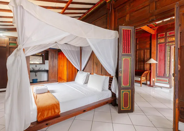 Lodge The Joglo By The Pemuteran